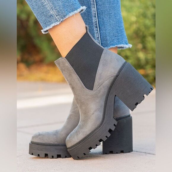 GRAY/ BLACK Chelsea Motorcycle Platform Booties - Picture 2 of 2